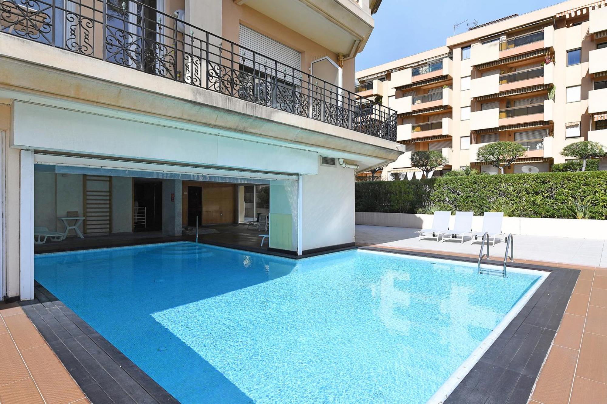 Victoria Bergamote Attic - Happy Rentals Menton Buitenkant foto