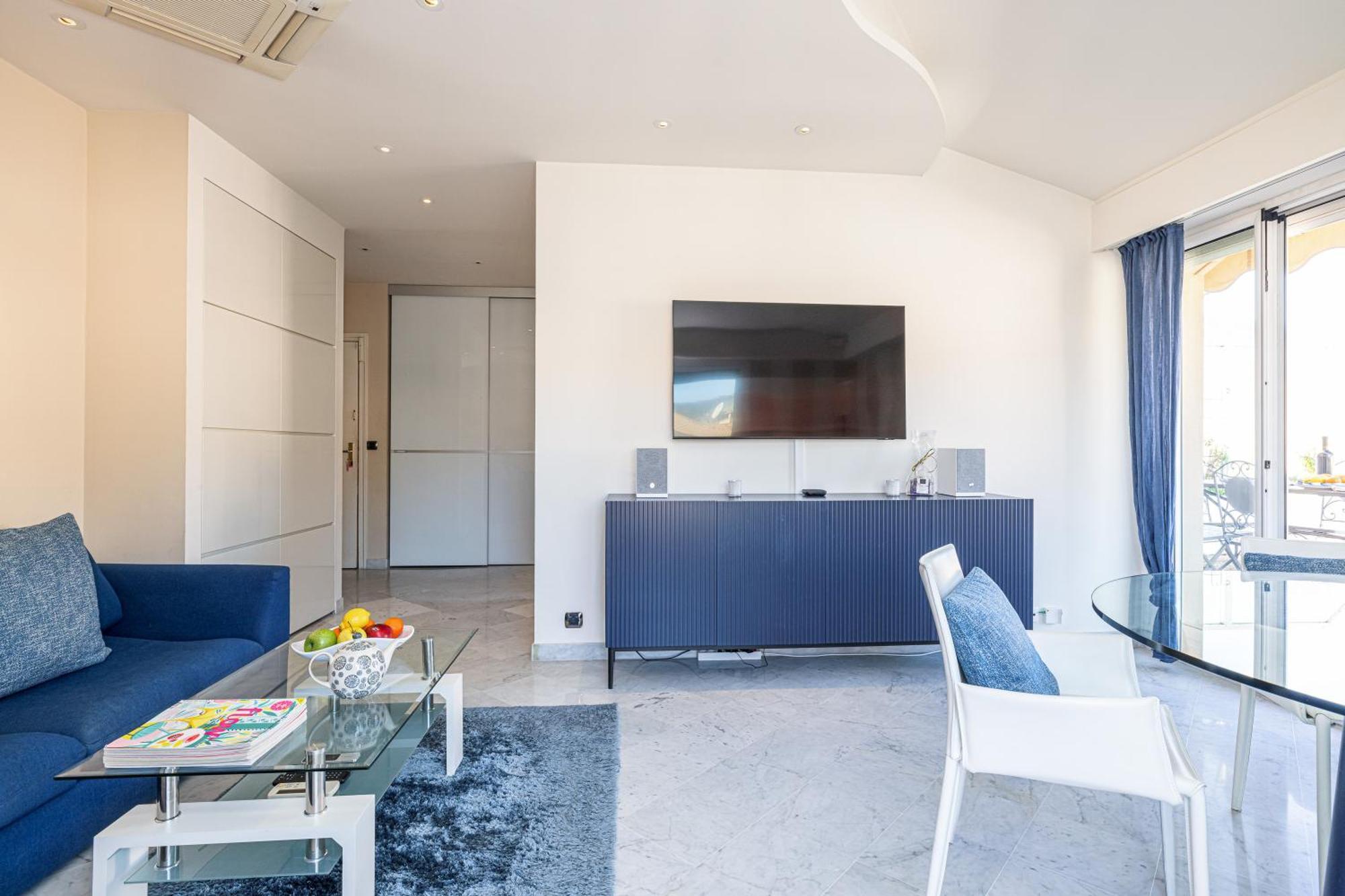 Victoria Bergamote Attic - Happy Rentals Menton Buitenkant foto