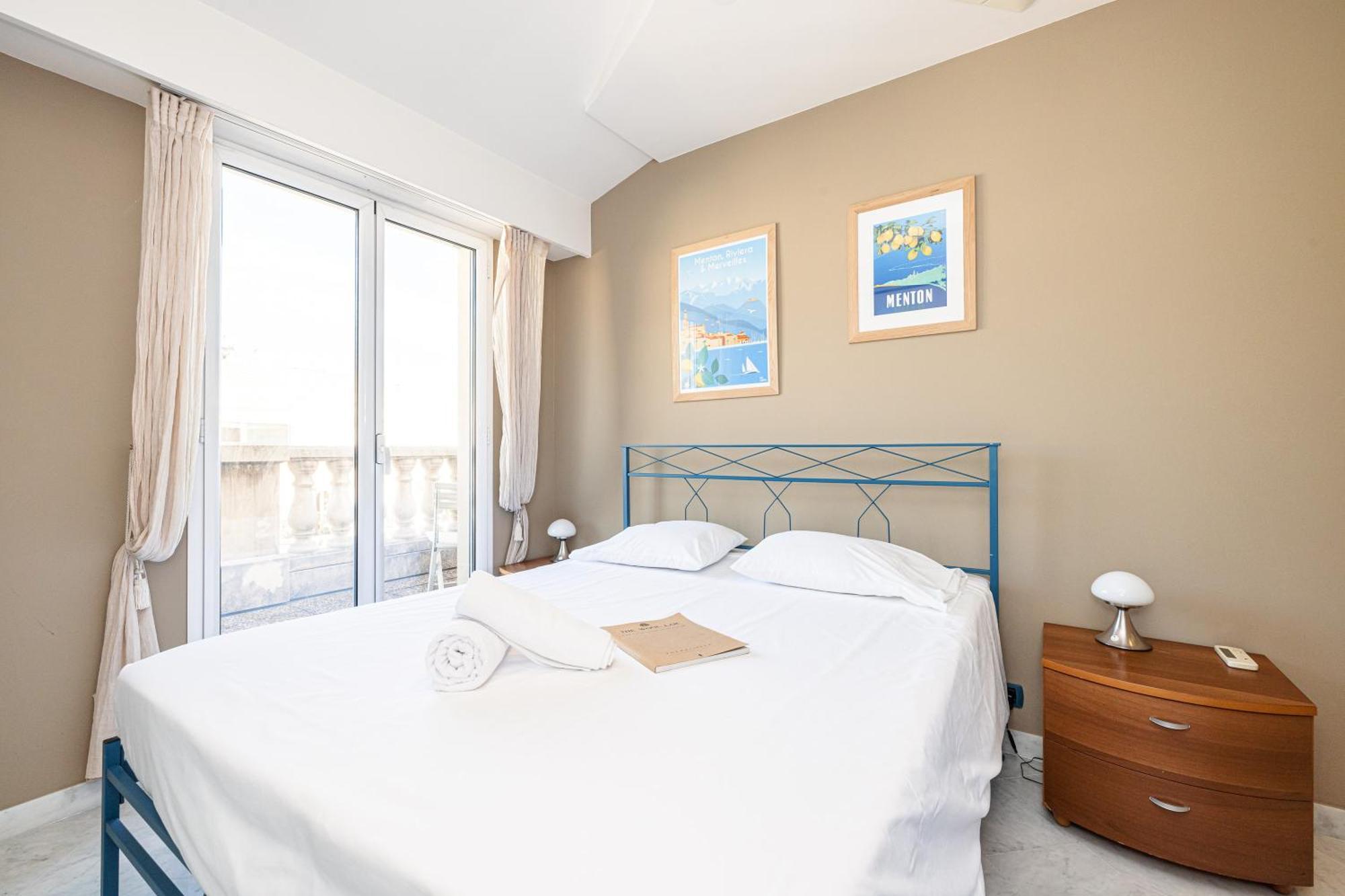 Victoria Bergamote Attic - Happy Rentals Menton Buitenkant foto